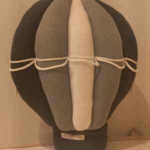 Almofada formato balão tricot 30 x 40cm - Biah