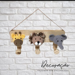 Cabideiro selva masculino amigurumi Inovart