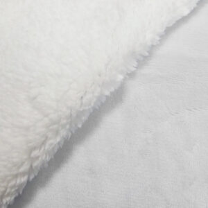Cobertor Sherpam liso branco 1,10 x0,90m Laço