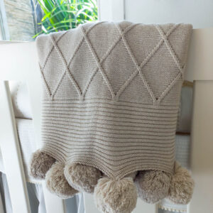 Manta colo 16 pompons tricô losango aran M sisal