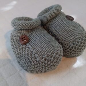 Sapatinho croche botão - Drilú