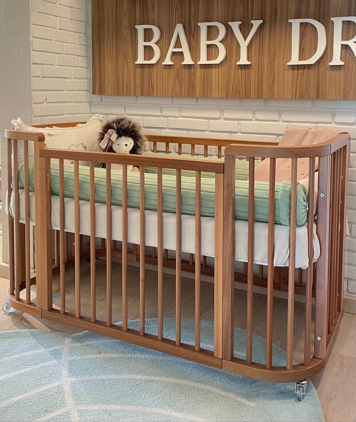 Berço Sleep Evolutivo 3 em 1 em madeira maciça Jequitibá