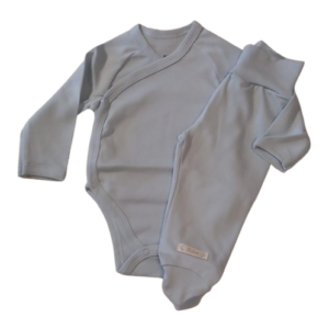 Conj body trespassado c/calça c/pé azul P Bibe