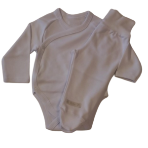 Conj body trespassado c/calça c/pé branco P Bibe