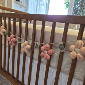 Varal c/5 apliques de croche flores Qmama