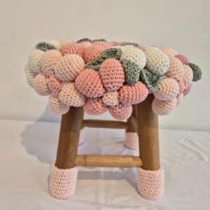 Amigurumi banquinho de flores Qmama