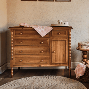 Cômoda DOT em Madeira