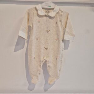 Macacão malha tricotada flor cru P Anjos baby