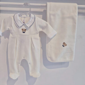 Macacão c/manta bordado Gabriel urso PP Poupon