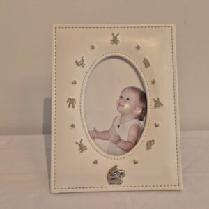 Porta retrato couro sintético detalhe prat Modali