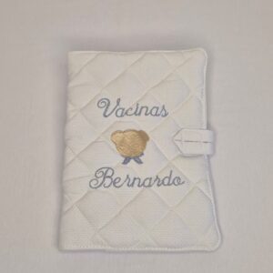 Estojo de vacinas bordado Qmama