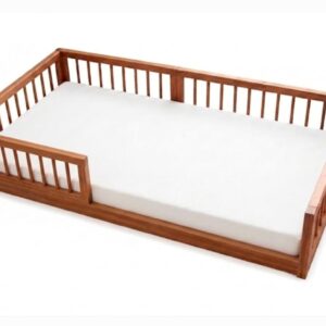 Cama de solteiro Montessori KIDS em madeira maciça jequitibá