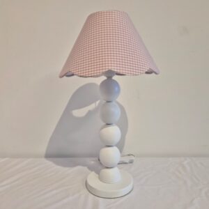 Abajur dot branco c/cúpula xadrezinho rosa Lilian