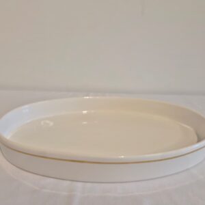 Bandeja cerâmica G oval 34x20cm branca filete ouro